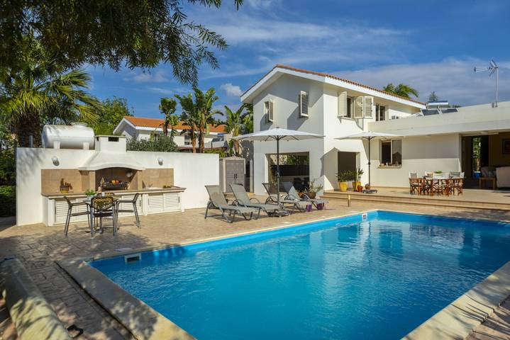 Villa for 6 people, with Balcony/Terrace and Pool in Larnaca District