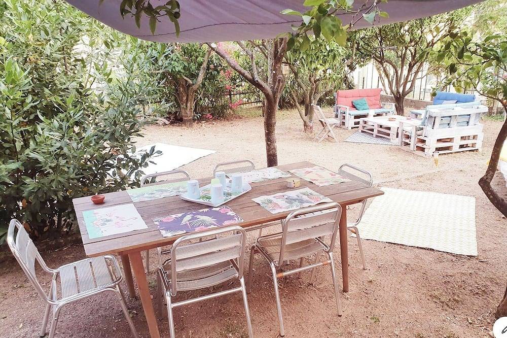 Pretty little house, close to all amenities in Ajaccio, Golfe D'Ajaccio
