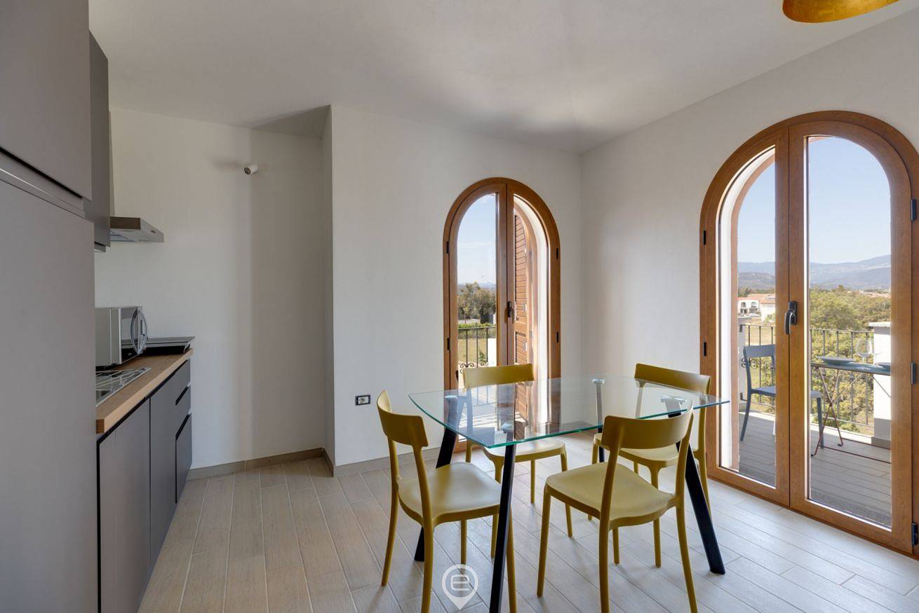 Ganze Wohnung, Ferienwohnung für 4 Personen mit Balkon/Terrasse in Arbatax, Tortolì