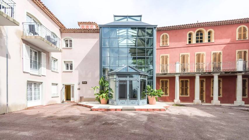 Gîte pour 6 personnes, avec piscine à Callian - 3