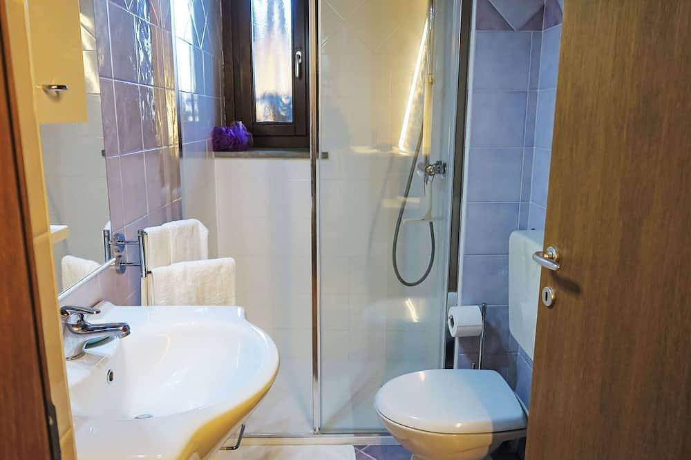 Entire apartment, Lovely apartment for 2 guests with Tv and terrace in Cividale del Friuli, Udine Province