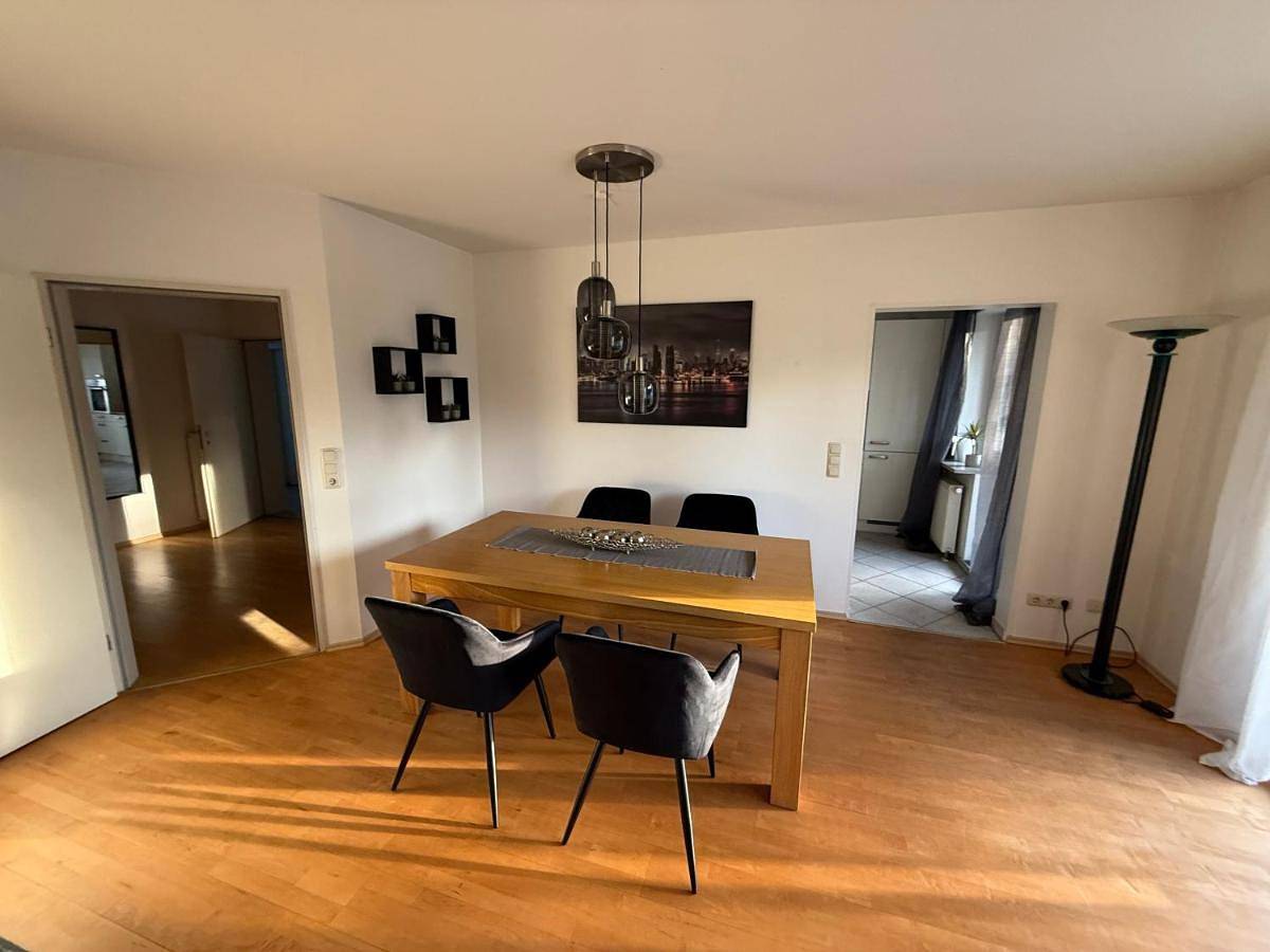 Appartement entier, Two-Bedroom Apartment with Balcony in Würselen, Rhénanie