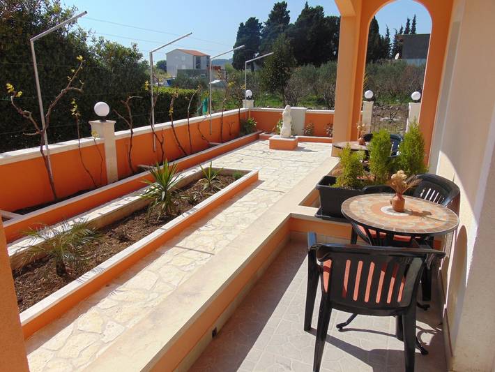 Ferienwohnung für 3 Personen, mit Balkon/Terrasse auf Hvar