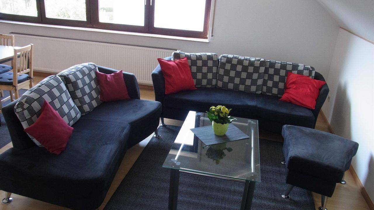 Ganze Ferienwohnung, Ferienwohnung für 6 Personen (80 m²) in Schweich in Schweich, Moseleifel