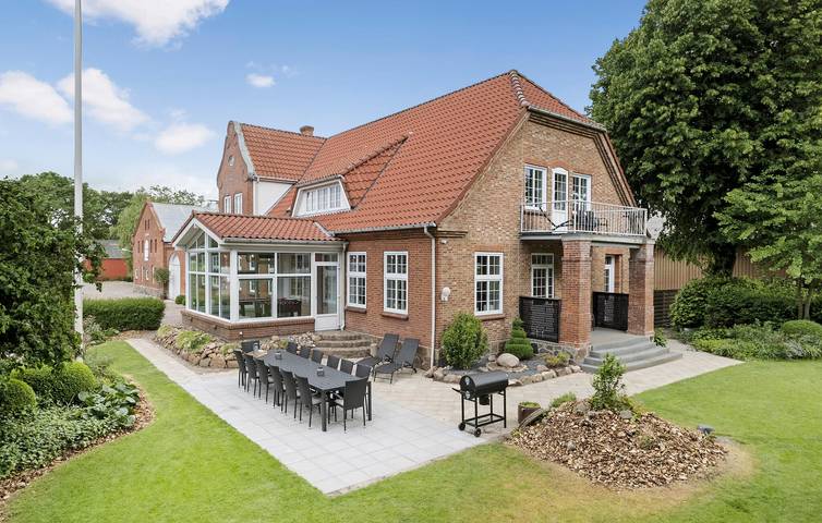 Ferienhaus für 14 Personen, mit Garten und Whirlpool sowie Terrasse und Sauna an der Westküste Dänemarks - 2