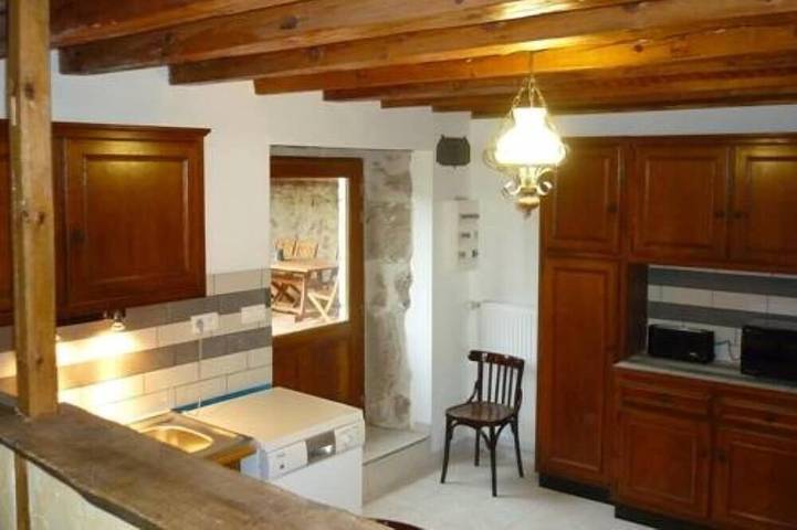 Gîte pour 9 personnes, avec jardin à Usson-en-Forez - 2