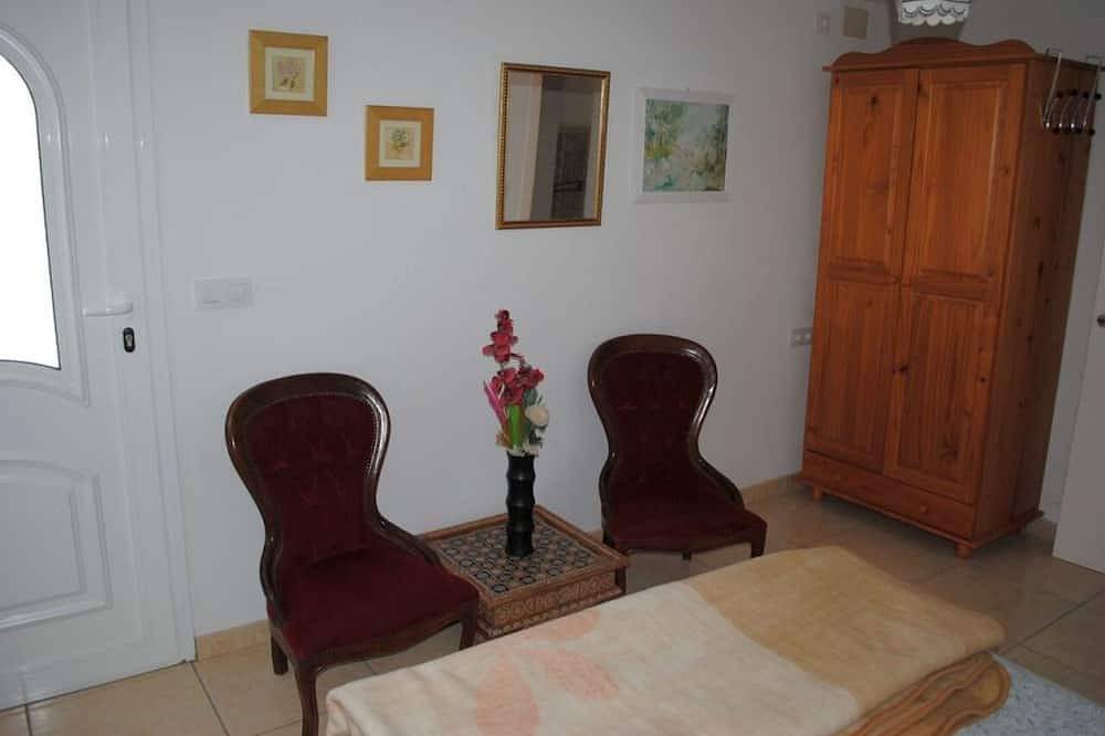 Charmante 4-Schlafzimmer-Villa mit privatem Pool, nahe dem Strand in Mojácar, Cordillera Penibética