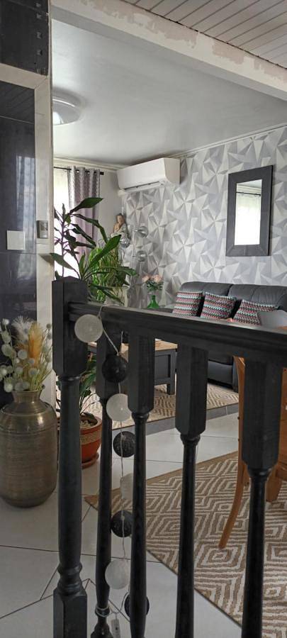 Appartement de vacances pour 2 personnes, avec balcon ainsi que jardin et vue