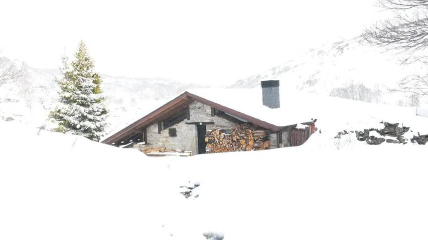 Casa rural para 8 personas, con Balcón y Terraza además de Jardín y Vistas en El Bierzo