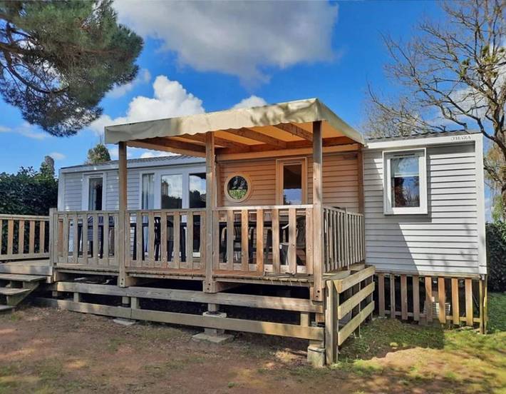 Mobil home pour 8 personnes, avec bassin pour enfant à Argenton-les-Vallées