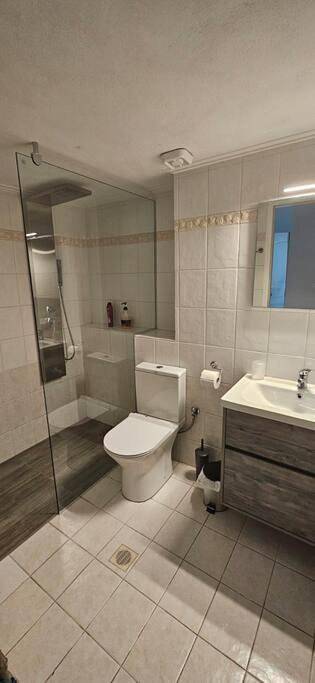 Appartement entier, One-Bedroom Apartment in Lamia, Région de Phthiotide