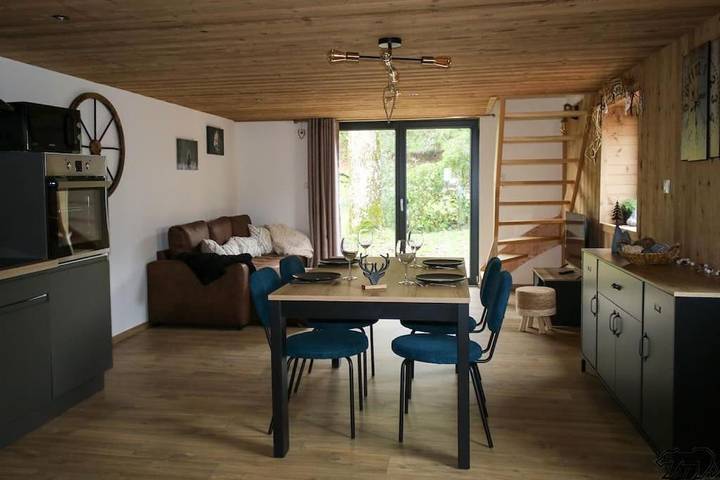 Location de vacances pour 4 personnes, avec jardin ainsi que vue et terrasse, animaux acceptés à Ramonchamp - 4