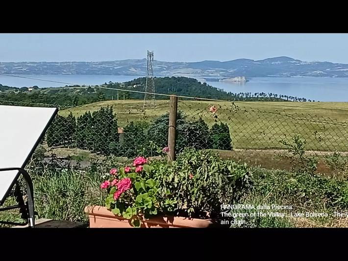 Casa vacanza per 10 persone, con giardino e piscina a Bagnoregio