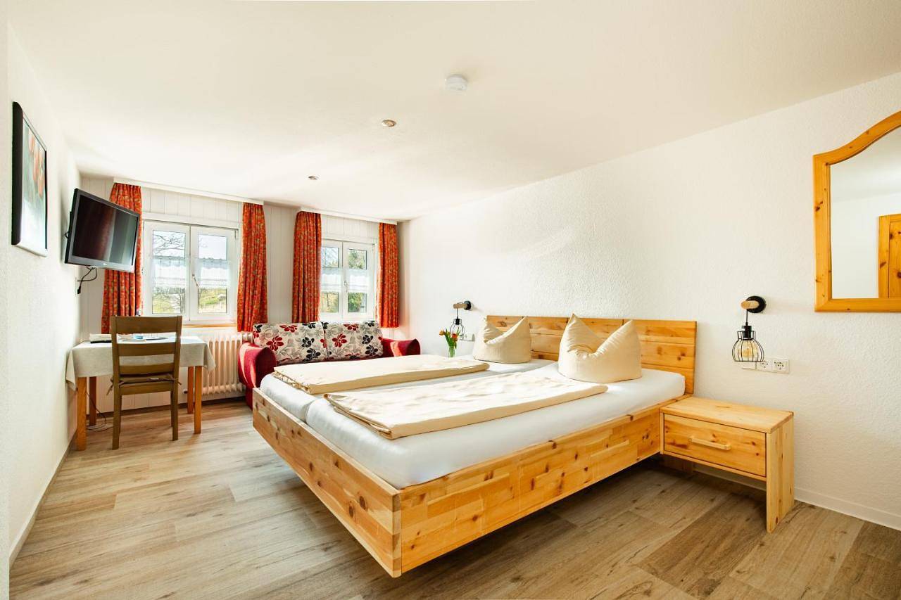 Hotel Zum Löwen - Unteres Wirtshaus in Langenordnach (Titisee-Neustadt), Titisee-Neustadt