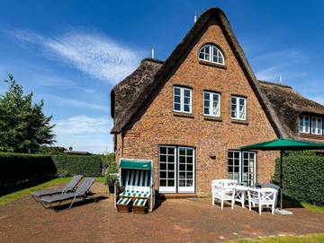 Ferienhaus für 6 Personen, mit Terrasse und Garten sowie Sauna, mit Haustier in Utersum