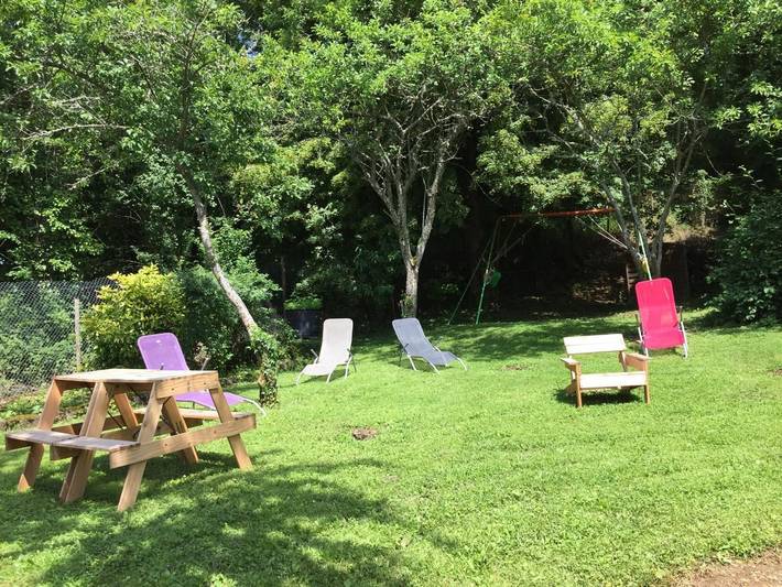 Maison familiale près de Vézelay, animaux admis, grand jardin in Tharoiseau, Parc naturel régional du Morvan