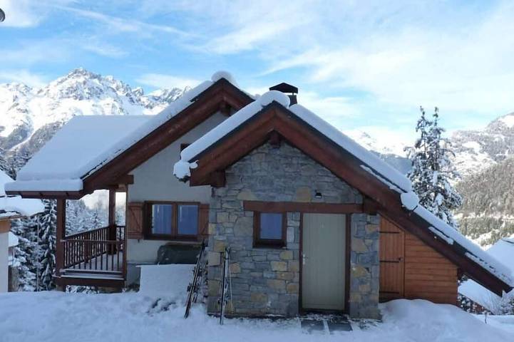 Chalet pour 8 personnes, avec balcon et jardin