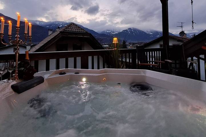Ferienwohnung für 6 Personen, mit Terrasse und Whirlpool, mit Haustier - 1