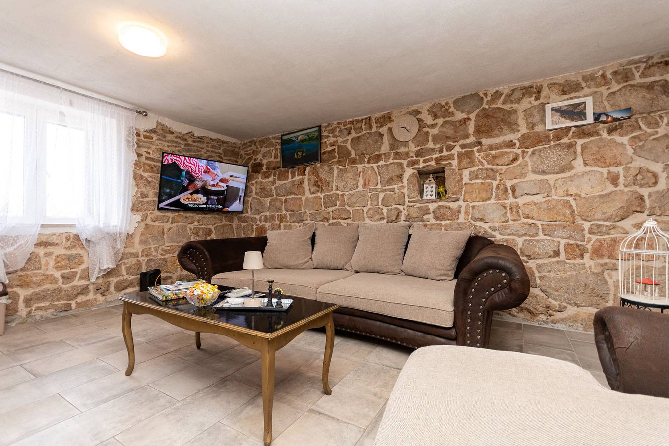 House Skarpini Dvori Peaceful Retreat in Dalmatinisches Zagora