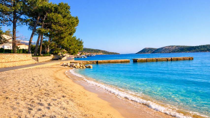 Villa für 4 Personen, mit Garten auf Rab - 2