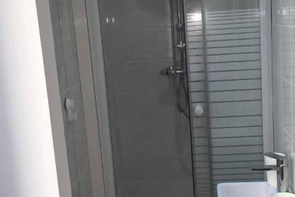 Appartement entier, Joli studio tout équipé in Ajaccio, Région d'Ajaccio