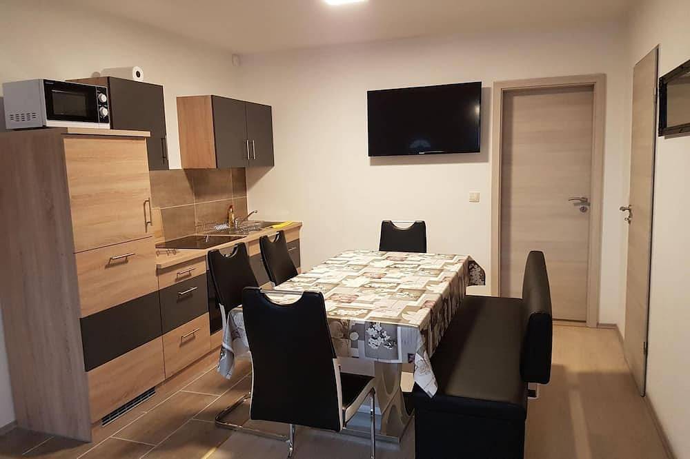 Ganze Wohnung, Ferienwohnungen Specht - Fewo 3 Tangerhütte in Tangerhütte, Altmark