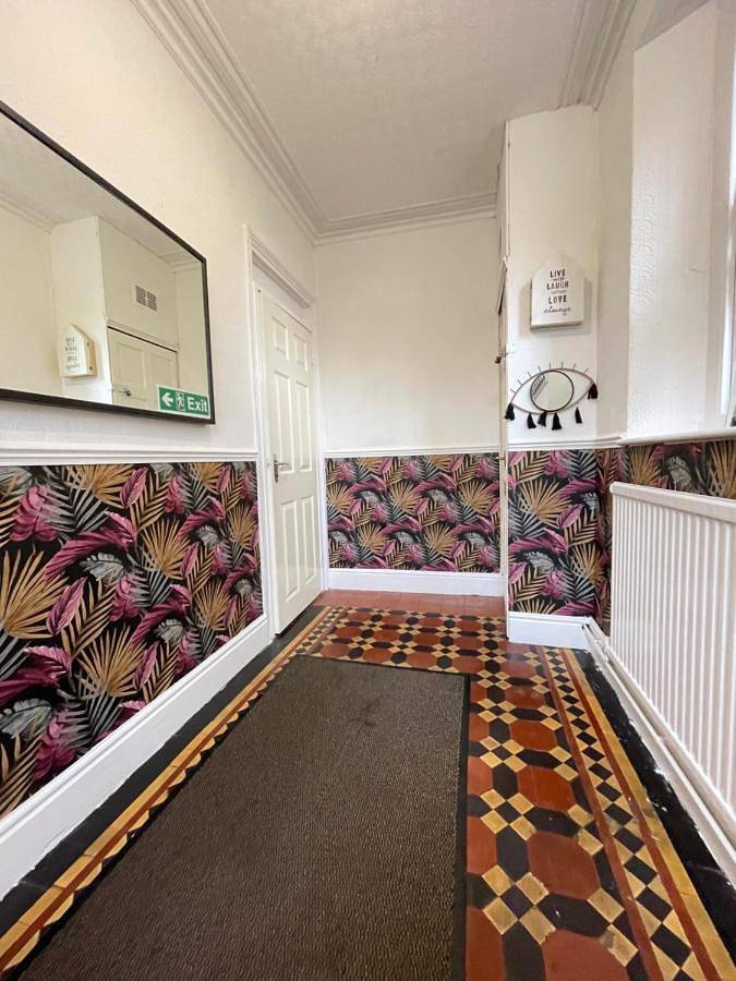 Five-Bedroom House in Bristol, South West England
