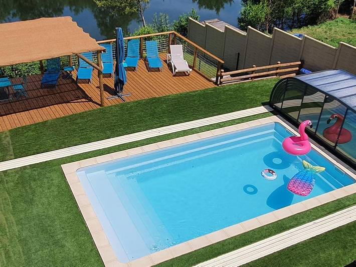 Maison de vacances pour 12 personnes, avec terrasse ainsi que piscine et jardin
