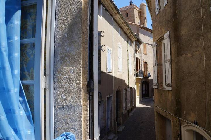 Gîte pour 6 personnes, avec vue et jardin, animaux acceptés à Servian - 2