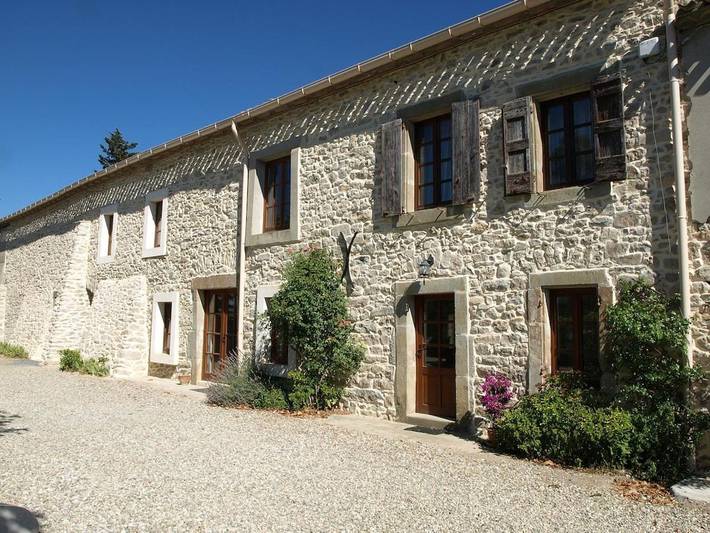 Location de vacances pour 6 personnes, avec jardin et vue à Villegly - 3