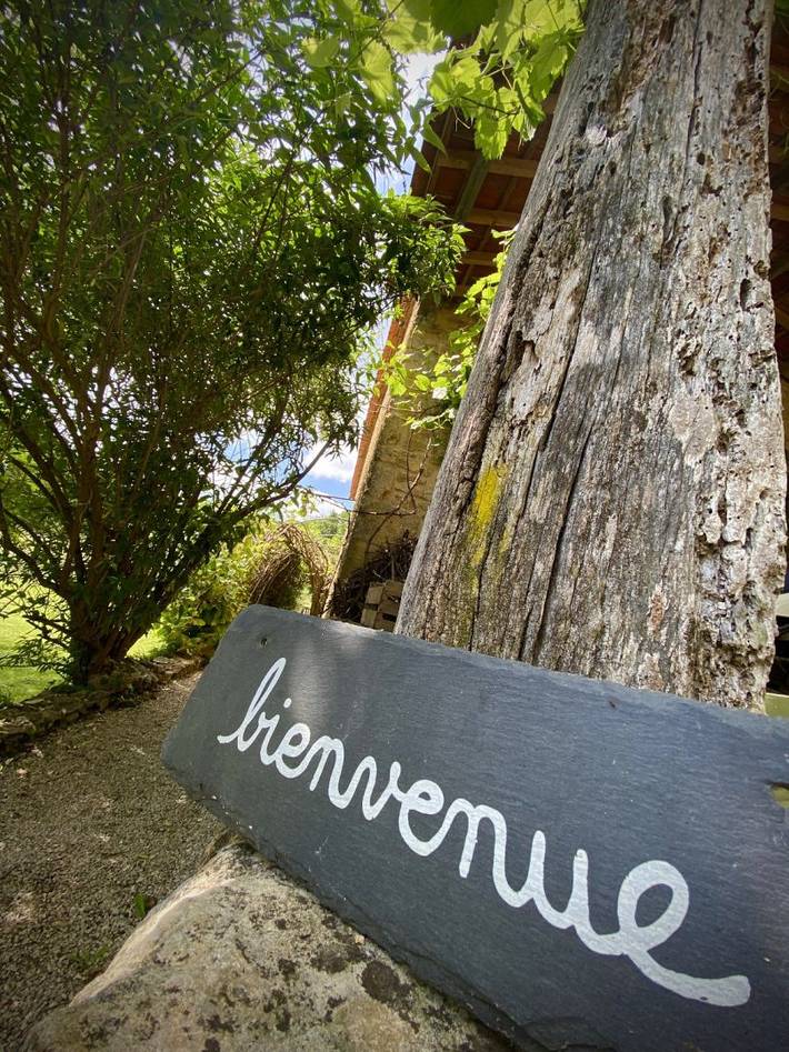Gîte pour 4 personnes, avec jardin ainsi que piscine et terrasse, animaux acceptés à Le Buisson-de-Cadouin - 3