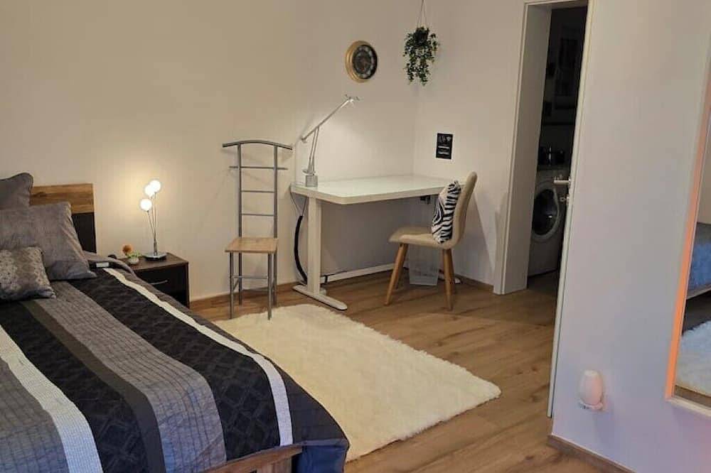 Ganze Wohnung, Klein aber Oho, vor den Toren Kölns in Pulheim, Rhein-Erft-Kreis