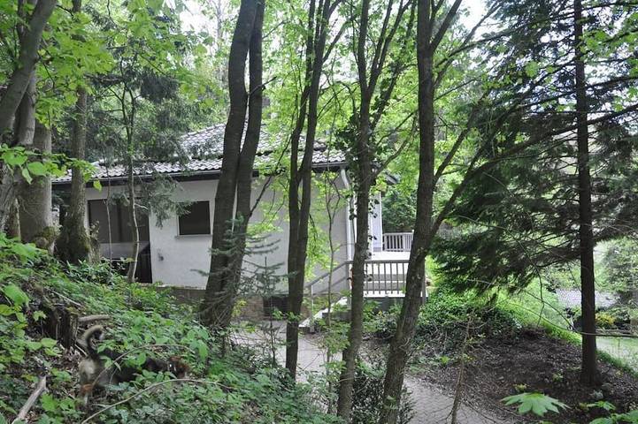 Ferienhaus für 6 Personen, mit Balkon und Terrasse sowie Garten in Hilders