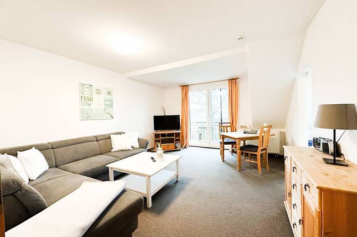 Ferienwohnung für 3 Personen, mit Balkon in Bornholt