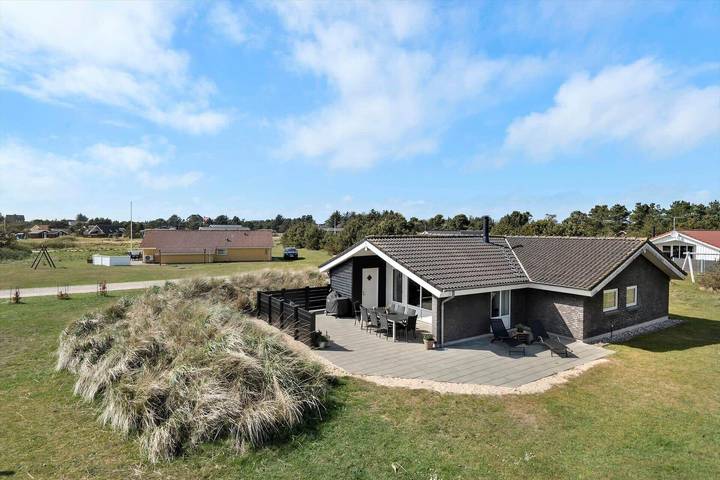 Ferienhaus für 8 Personen, mit Sauna und Terrasse sowie Whirlpool, mit Haustier - 1