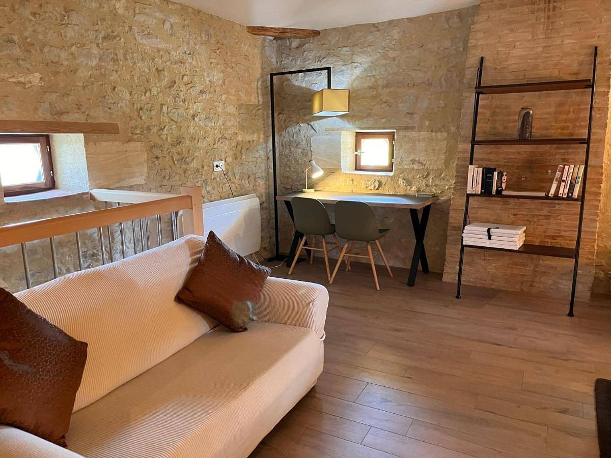 Family Room in Lamothe-Landerron, Région de Langon