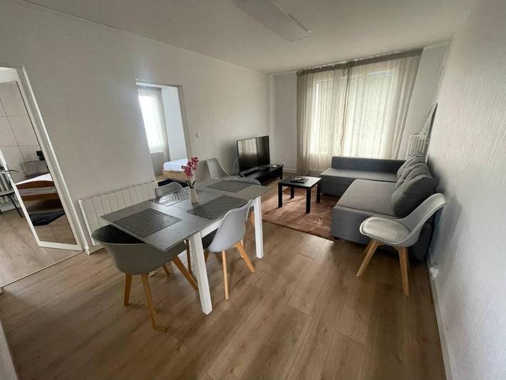 Apartamento de vacaciones para 8 personas, con balcón - 1