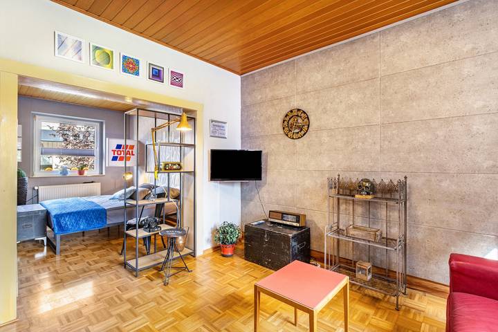 Geheel appartement, Vakantiewoning 'Happy Place Indu Style' met privéterras, privétuin en wifi in Korbach, Landkreis Waldeck-Frankenberg