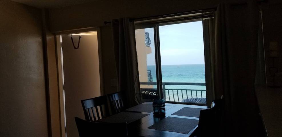 Vacation rental for 2 people, with balcony and pool in Hollywood (FL)