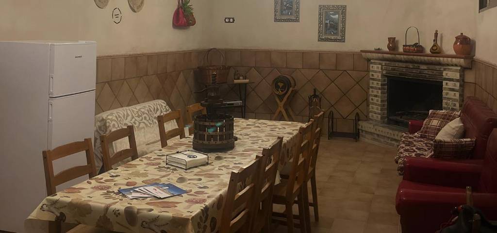 Casa rural para 2 personas, con Terraza y Jardín en San Carlos del Valle - 4