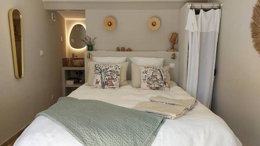 Maison d’hôte pour 2 personnes, avec piscine ainsi que jacuzzi et jardin dans le Var - 2