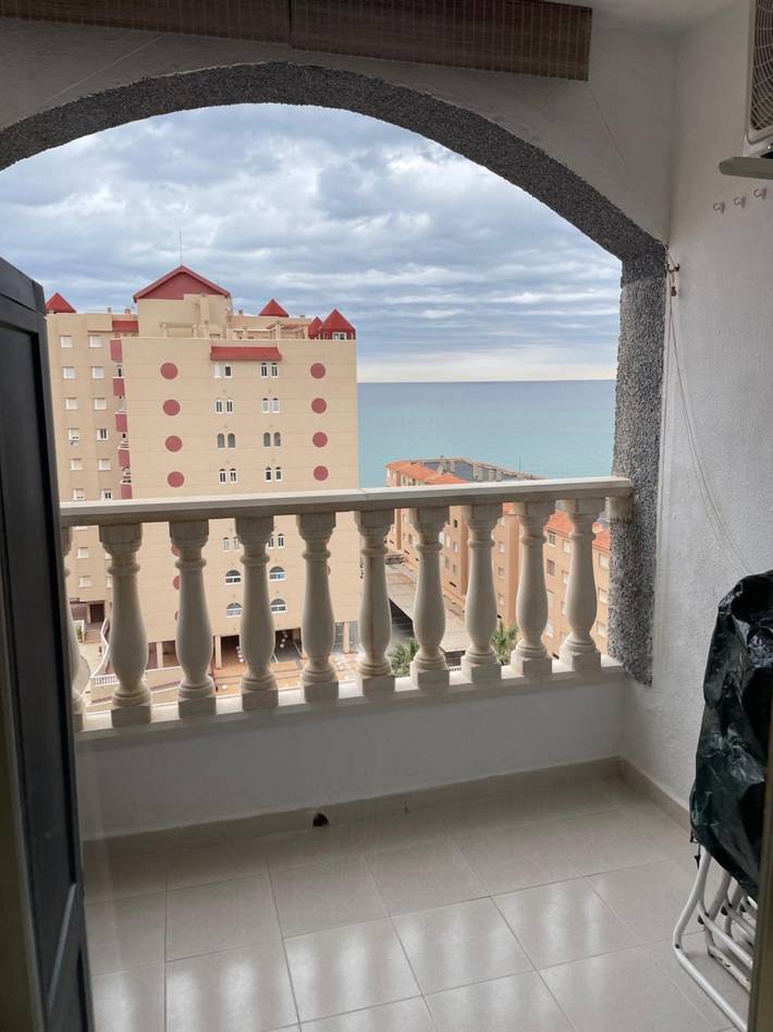 Entire apartment, Apartment 'Oasis Paradise  La Manga' with Sea View, Wi-Fi and Air Conditioning in Playa Ensenada del Esparto (La Manga), San Javier