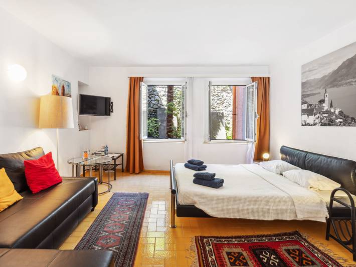 Apartamento entero, Casa Eduardo Apt.1 in Ronco sopra Ascona, Alpes Ticineses y del Verbano