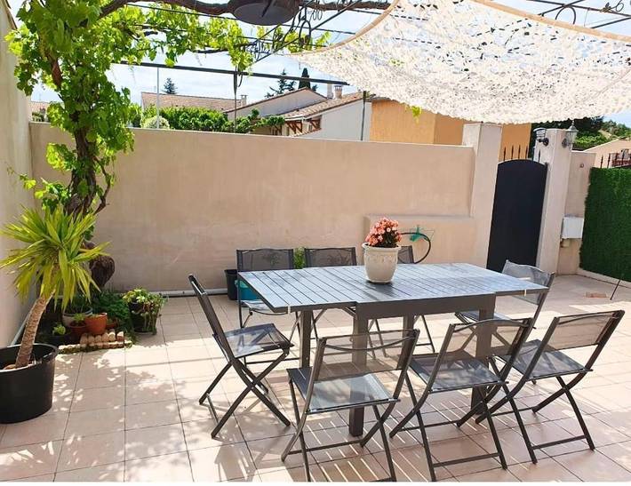 Appartement de vacances pour 6 personnes, avec Balcon ainsi que Terrasse et Jardin