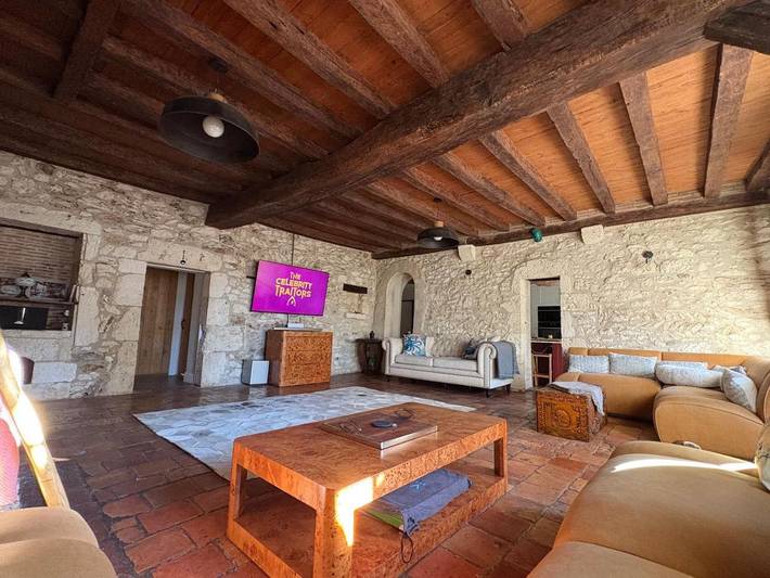 Location de vacances pour 10 personnes, avec vue ainsi que terrasse et piscine, animaux acceptés à Saint-André-et-Appelles - 2