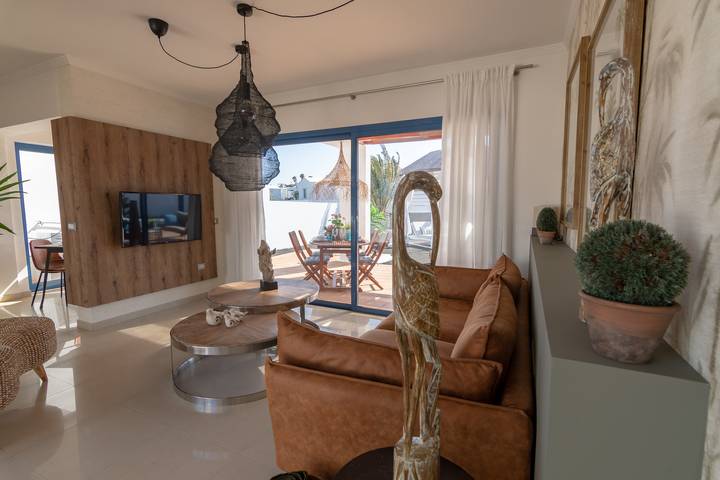 Villa for 4 people, with terrace and garden in Playa Blanca