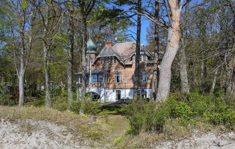 Ferienhaus für 8 Personen, mit Terrasse und Whirlpool in Ystad - 2
