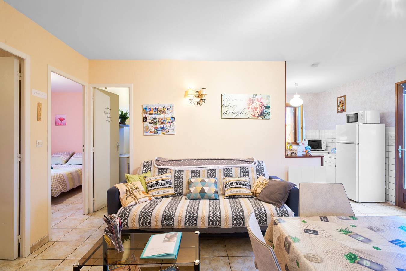 La Pause Nature in Périgord – Family-Friendly Retreat Surrounded by Nature in Nantheuil, Périgord Vert