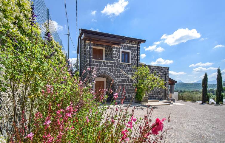 Ferienhaus für 11 Personen, mit Terrasse und Pool sowie Garten in Kampanien - 2