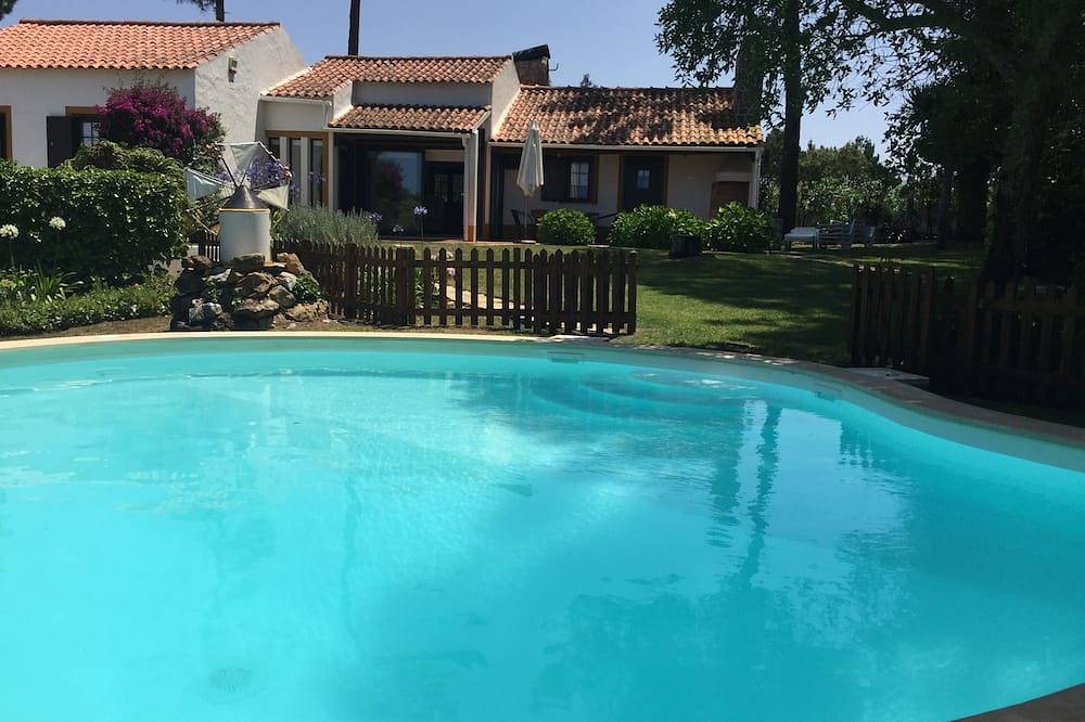 Rustikales Haus mit Garten und privatem Pool in sehr ruhiger Lage in Mafra, Lissabon Distrikt